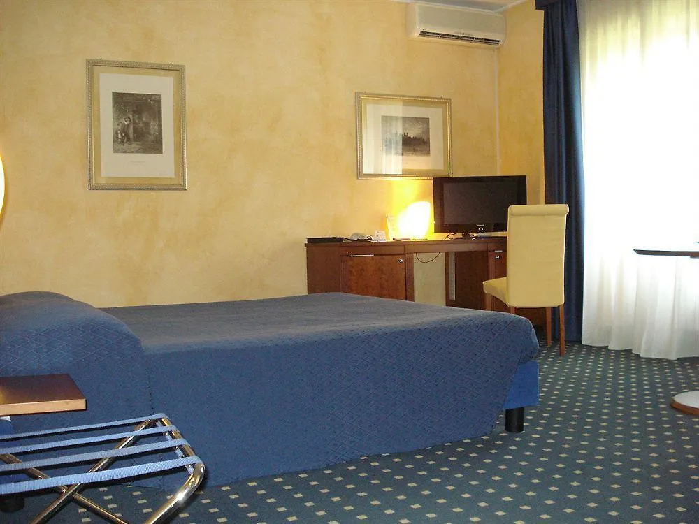 Hotel Villa Maria Desenzano del Garda