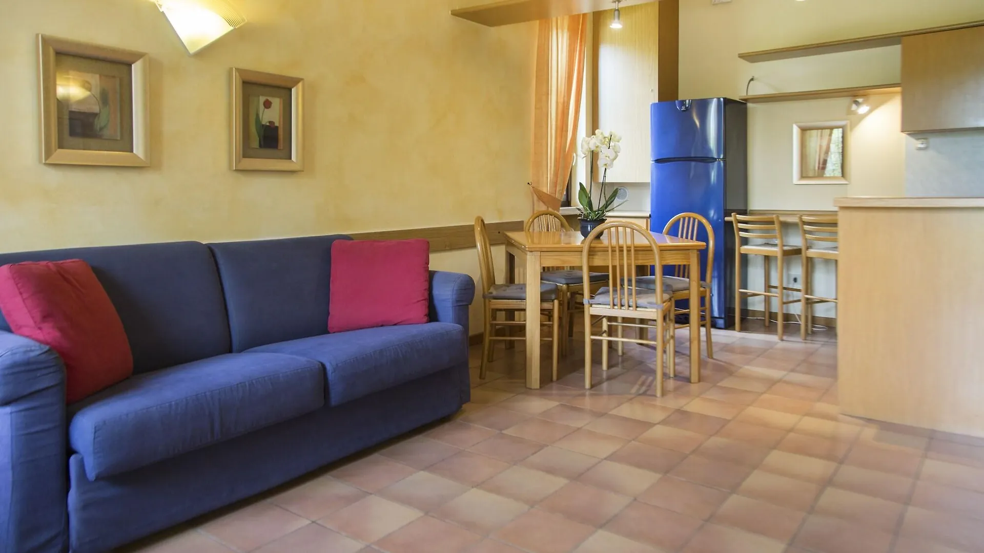 Hotel Villa Maria Desenzano del Garda 4*,