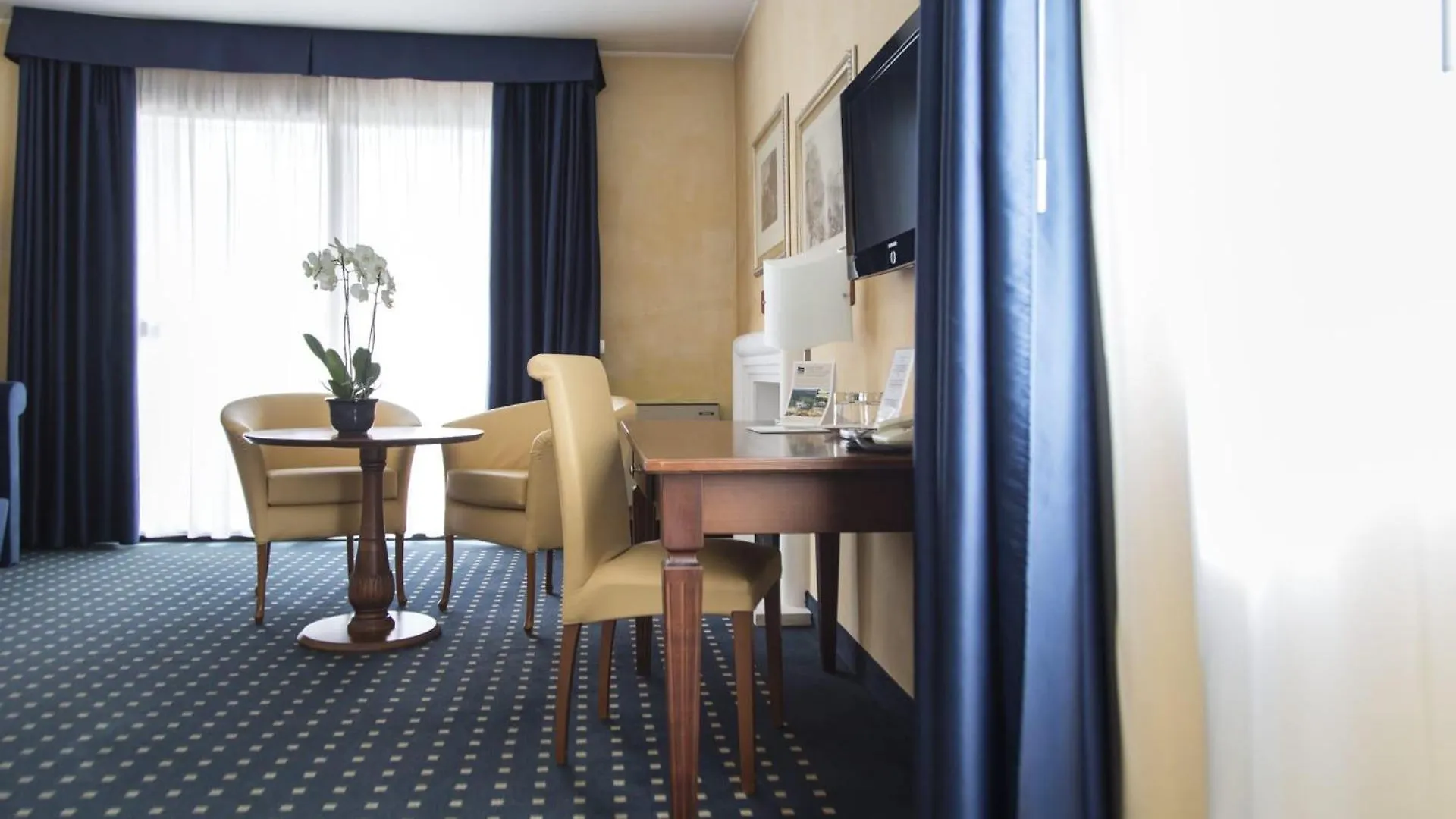 Hotel Villa Maria Desenzano del Garda